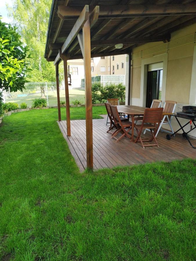 Apartamento Golf con Jardin Sojuela Exterior foto